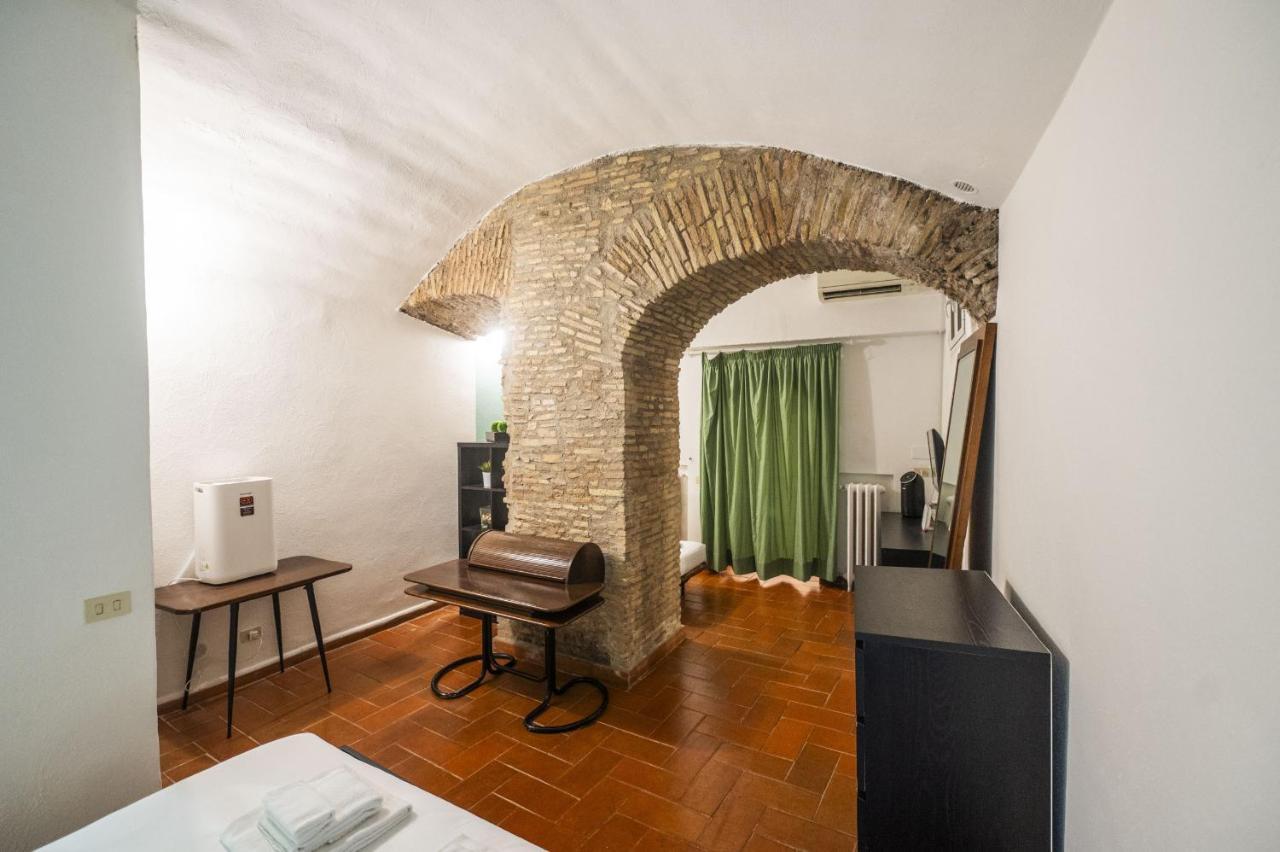 Campo De Fiori Grotto Apartment Rom Exterior foto