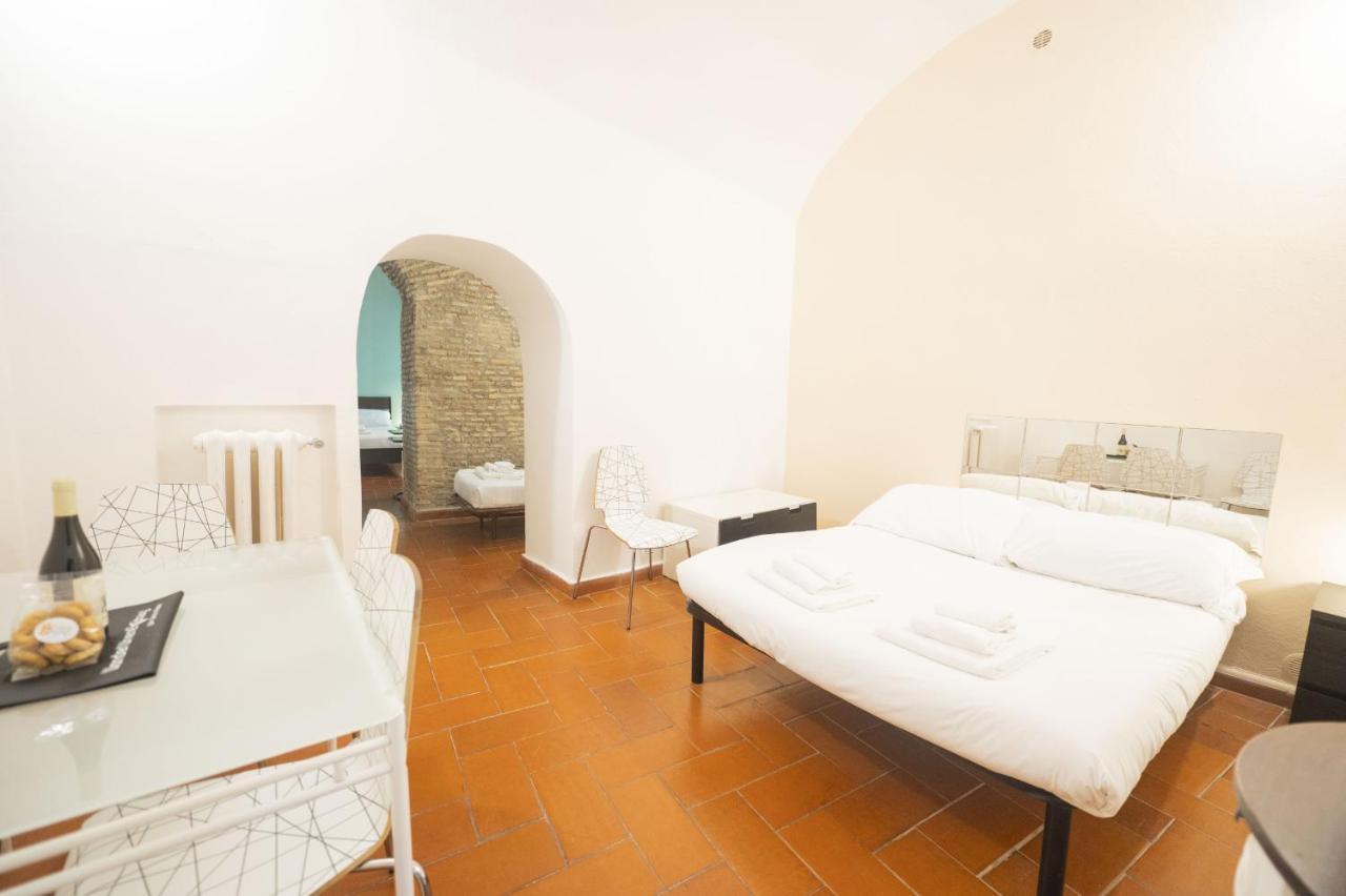 Campo De Fiori Grotto Apartment Rom Exterior foto